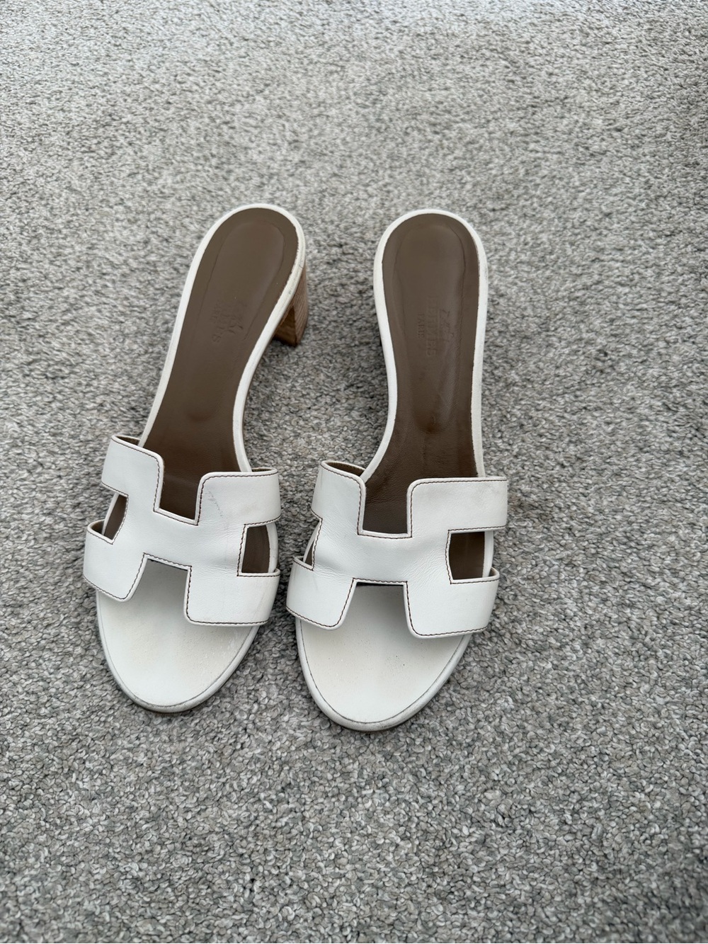 Hermes White Leather Oran Slide Mules with Block Heel